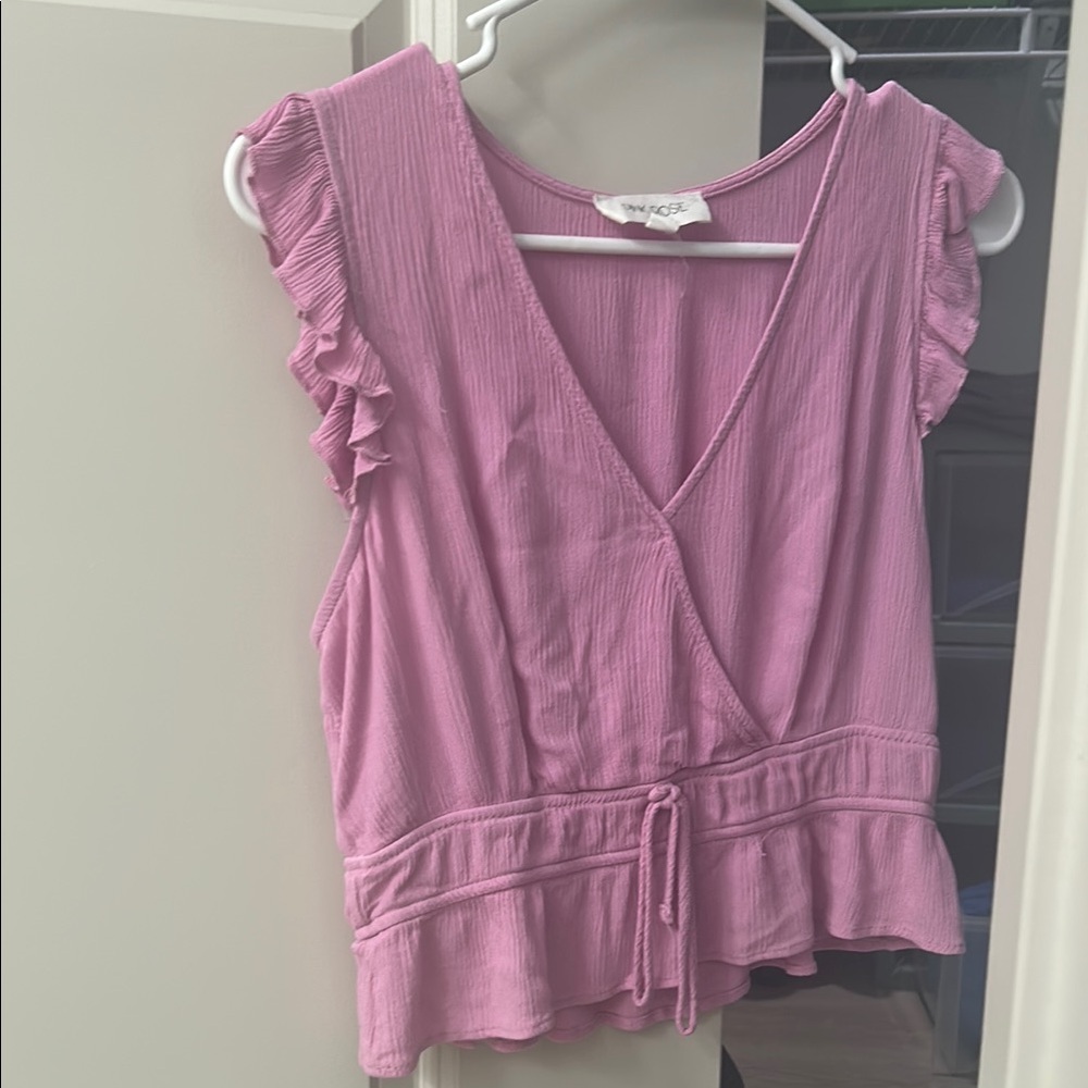 Lilac crop ruffle leeve blouse